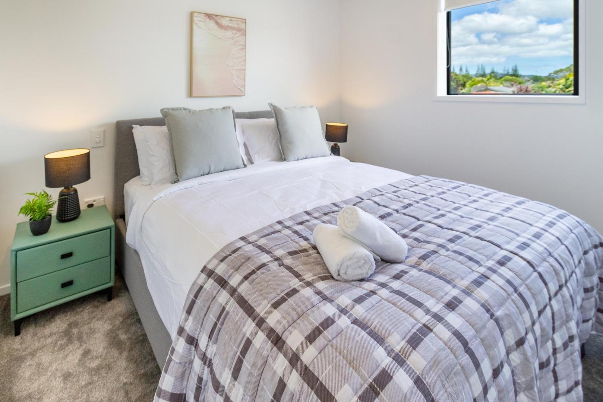 Appartement Conveniently Located 2Br Townhouse In West Akl à Auckland Extérieur photo